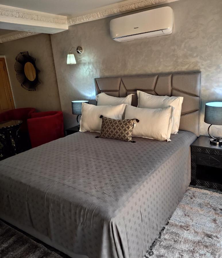 Equi Palace&spa Near Aeroport Hotel 4*