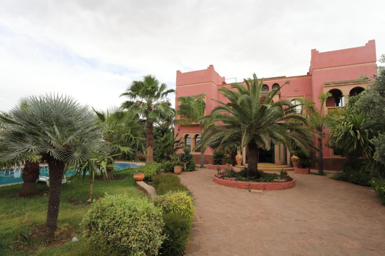 Equi Palace&spa Near Aeroport Hotel 4*