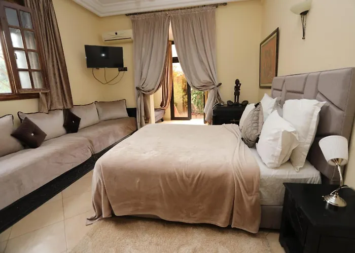 Equi Palace & Spa Near Aeroport