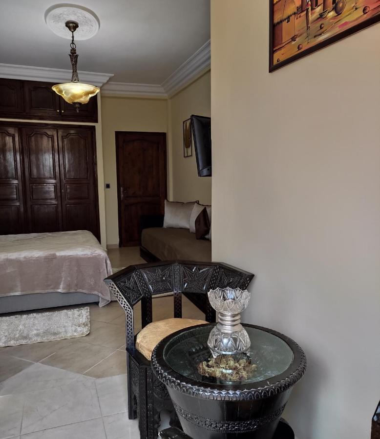 Equi Palace & Near Aeroport Hotel