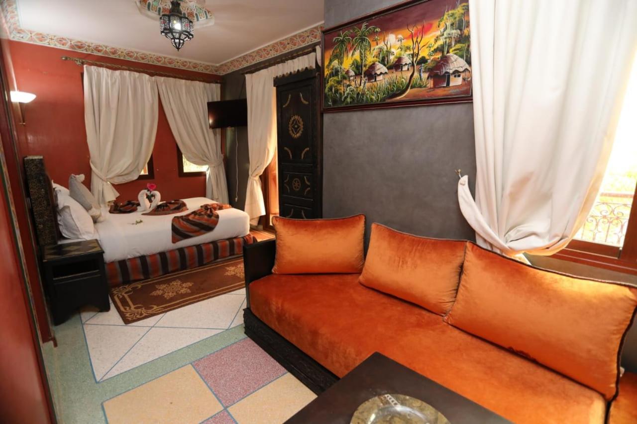 Equi Palace & Near Aeroport 4*