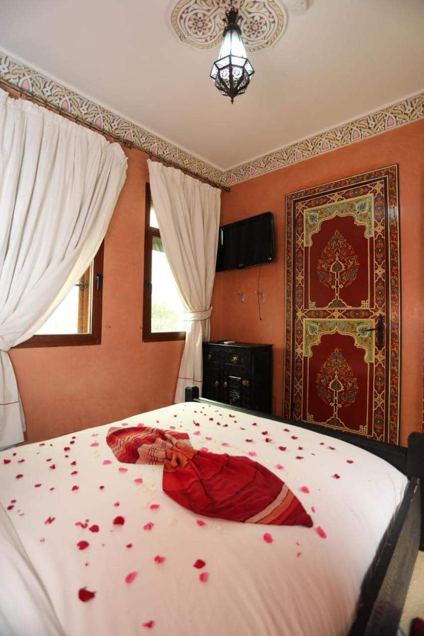 Hotel Equi Palace & Near Aeroport 4*